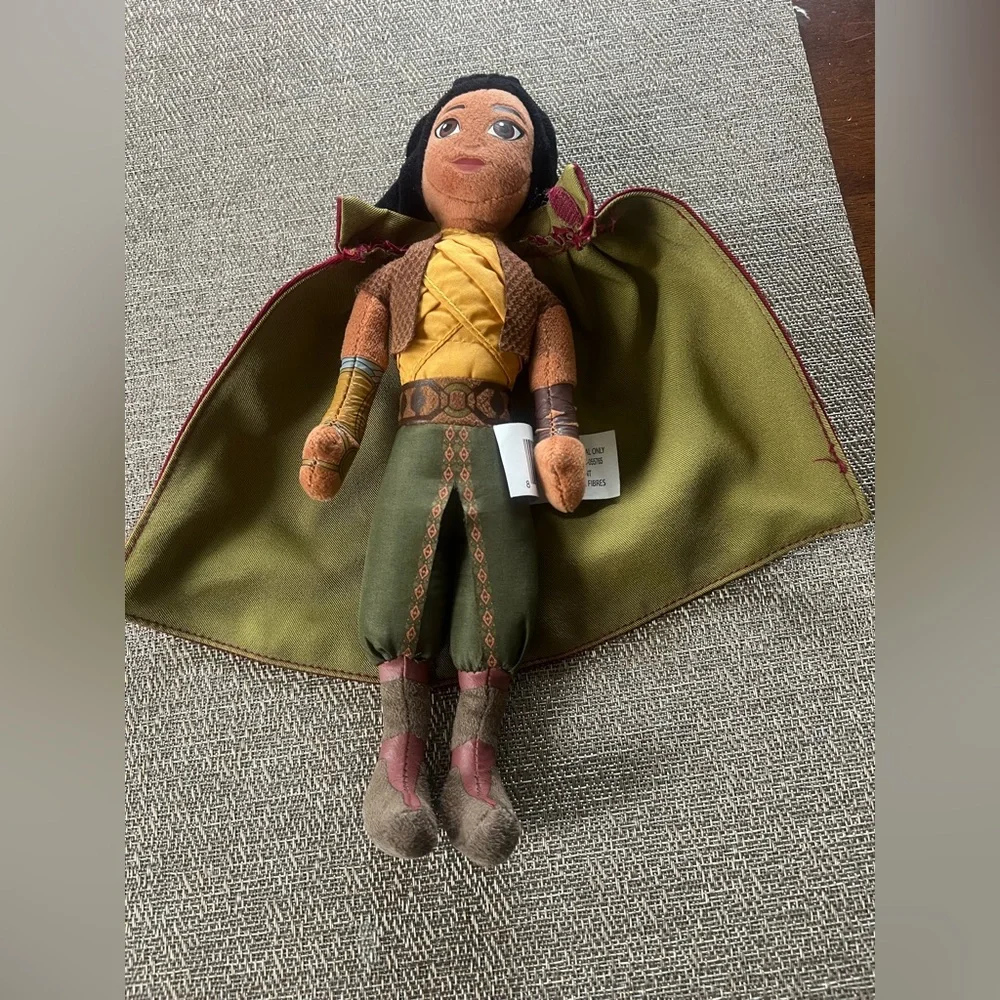 Disney Rays and the Last Dragon Plush‎
